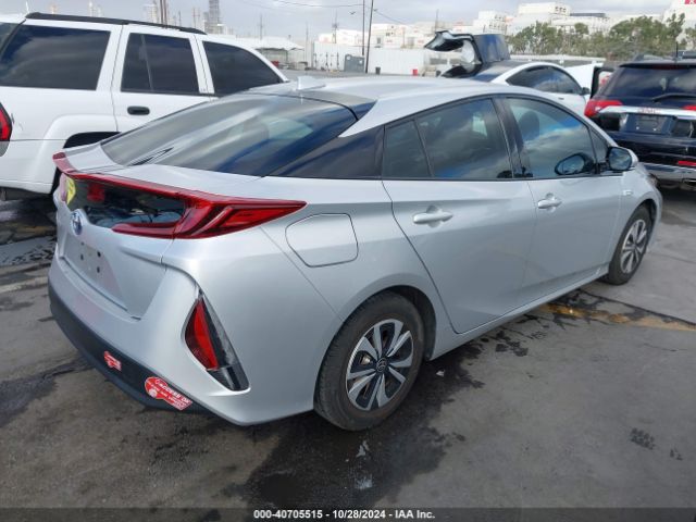 Photo 3 VIN: JTDKARFP6H3009486 - TOYOTA PRIUS PRIME 