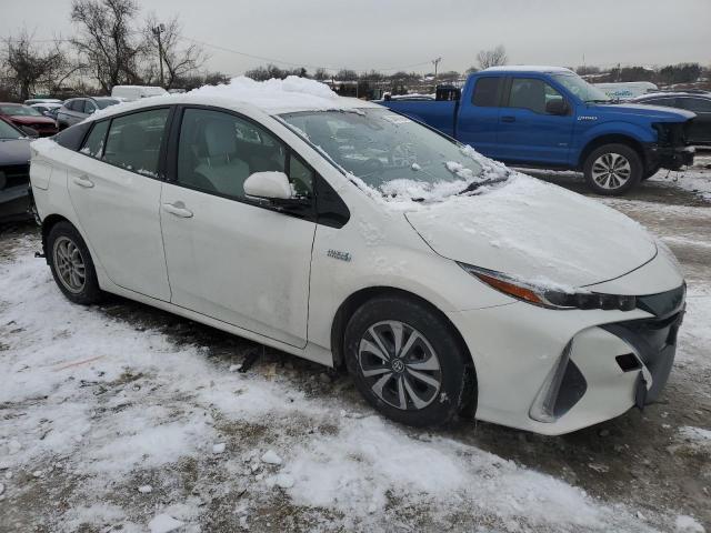 Photo 3 VIN: JTDKARFP6H3064178 - TOYOTA PRIUS 