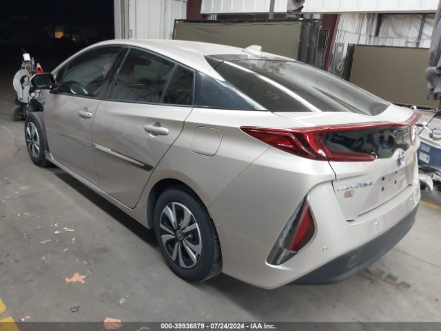 Photo 2 VIN: JTDKARFP6J3071458 - TOYOTA PRIUS PRIME 