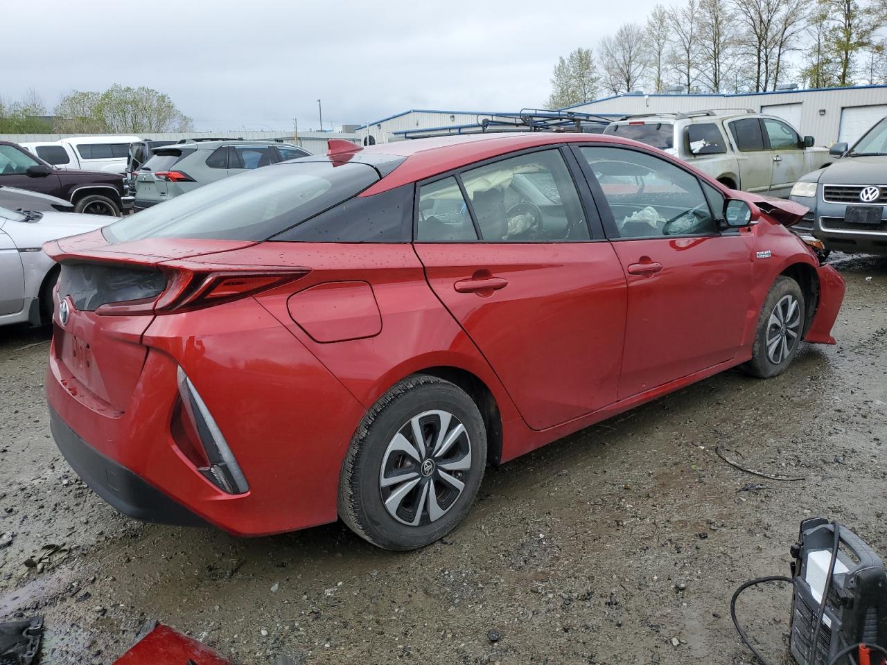 Photo 2 VIN: JTDKARFP6J3072576 - TOYOTA PRIUS 