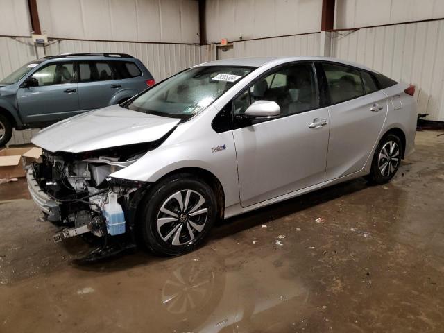 Photo 0 VIN: JTDKARFP6J3075638 - TOYOTA PRIUS 