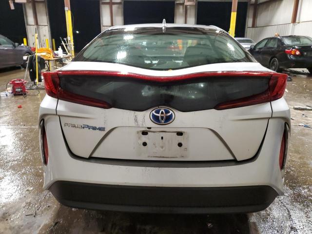 Photo 5 VIN: JTDKARFP6J3075638 - TOYOTA PRIUS 