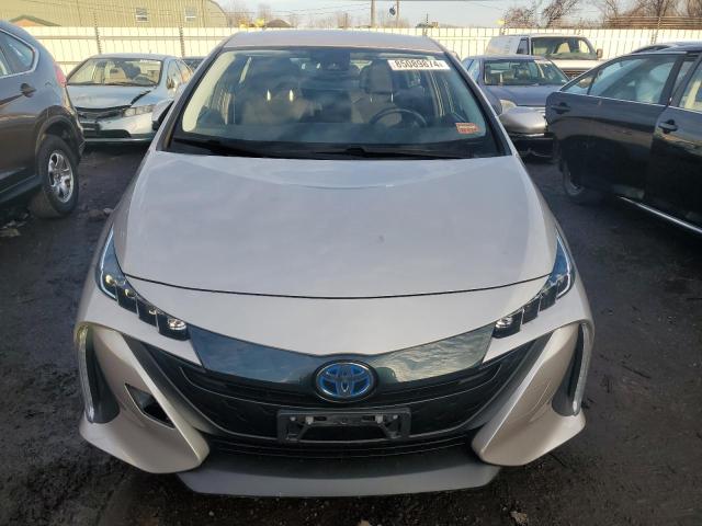 Photo 4 VIN: JTDKARFP6J3077115 - TOYOTA PRIUS PRIM 