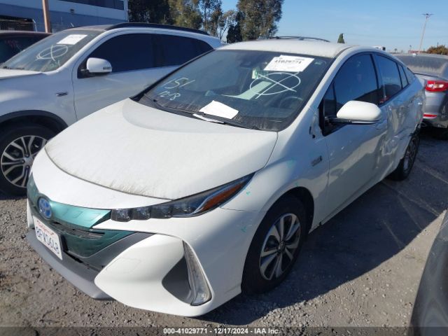 Photo 1 VIN: JTDKARFP6J3097557 - TOYOTA PRIUS PRIME 