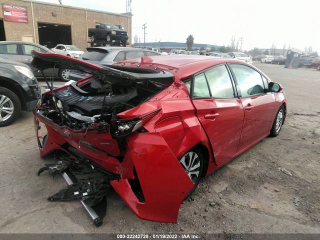 Photo 3 VIN: JTDKARFP6L3135498 - TOYOTA PRIUS PRIME 