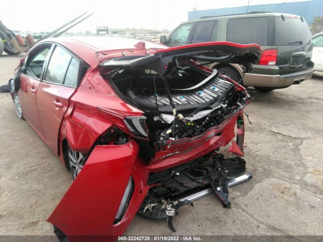 Photo 5 VIN: JTDKARFP6L3135498 - TOYOTA PRIUS PRIME 