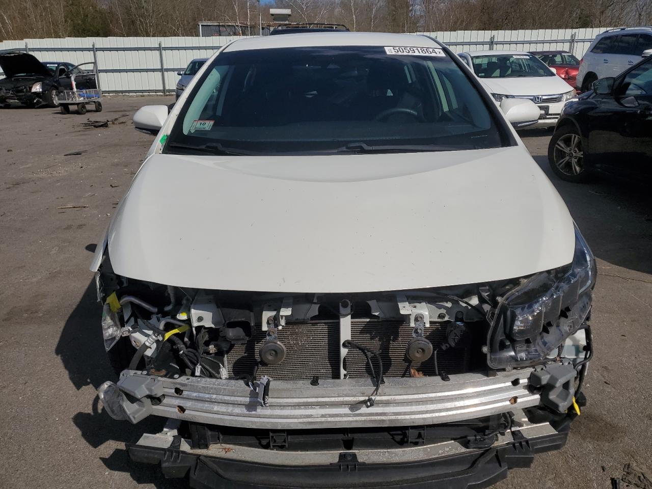 Photo 4 VIN: JTDKARFP6L3137722 - TOYOTA PRIUS 