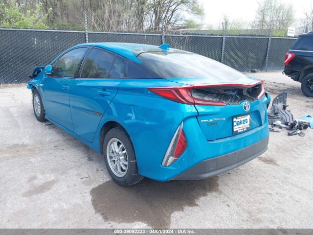 Photo 2 VIN: JTDKARFP7H3007939 - TOYOTA PRIUS PRIME 