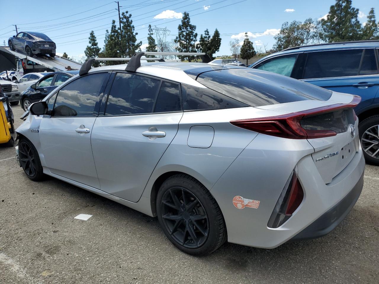 Photo 1 VIN: JTDKARFP7H3051097 - TOYOTA PRIUS 