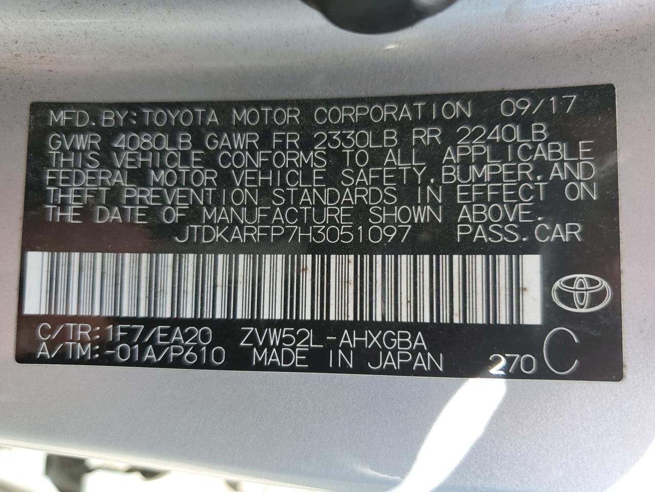 Photo 11 VIN: JTDKARFP7H3051097 - TOYOTA PRIUS 