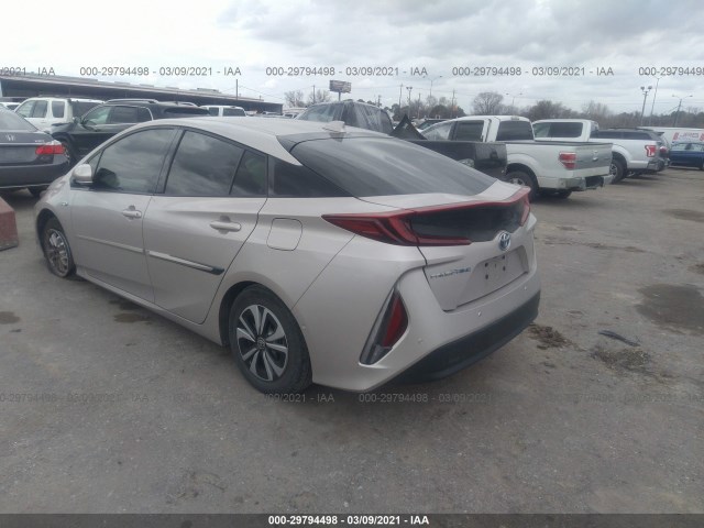 Photo 2 VIN: JTDKARFP7J3068729 - TOYOTA PRIUS PRIME 