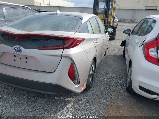 Photo 3 VIN: JTDKARFP7J3091654 - TOYOTA PRIUS PRIME 