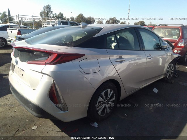 Photo 3 VIN: JTDKARFP7K3113864 - TOYOTA PRIUS 