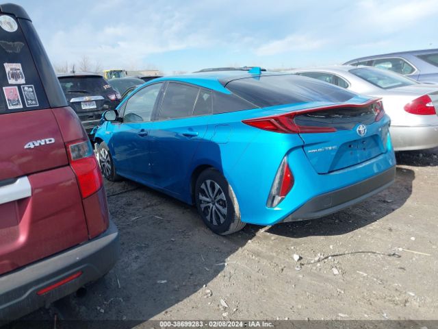 Photo 2 VIN: JTDKARFP7L3138958 - TOYOTA PRIUS PRIME 