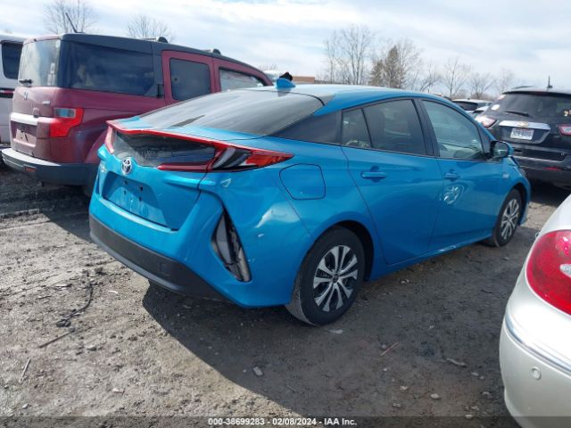 Photo 3 VIN: JTDKARFP7L3138958 - TOYOTA PRIUS PRIME 