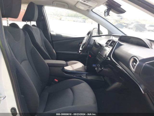 Photo 4 VIN: JTDKARFP7L3143254 - TOYOTA PRIUS PRIME 