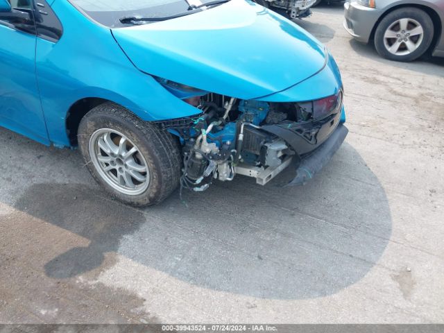 Photo 5 VIN: JTDKARFP8J3076161 - TOYOTA PRIUS PRIME 