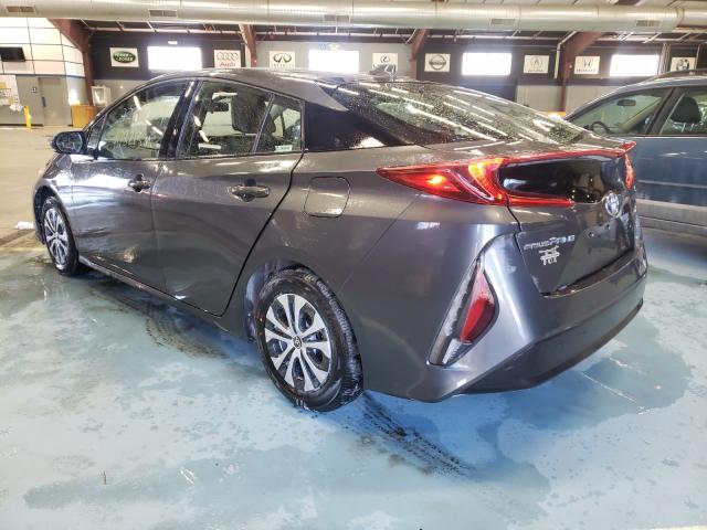 Photo 2 VIN: JTDKARFP8L3130075 - TOYOTA PRIUS XLE 