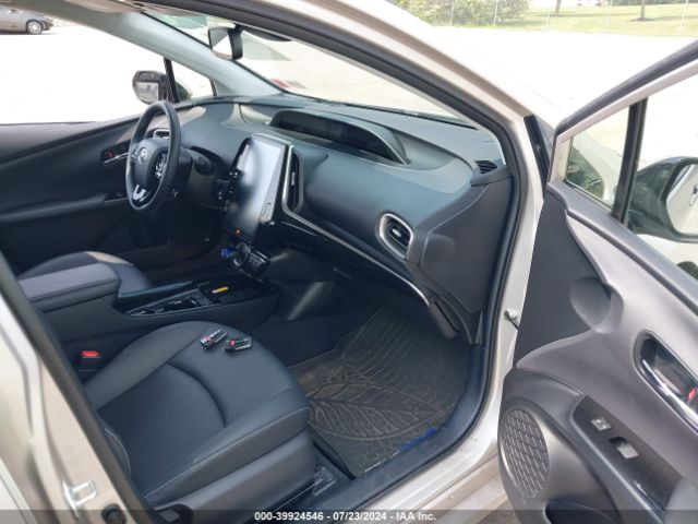 Photo 4 VIN: JTDKARFP8L3131808 - TOYOTA PRIUS PRIME 