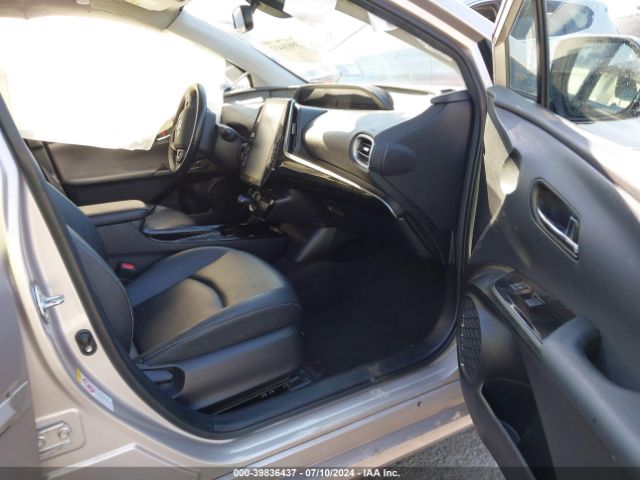 Photo 4 VIN: JTDKARFP8L3135180 - TOYOTA PRIUS PRIME 