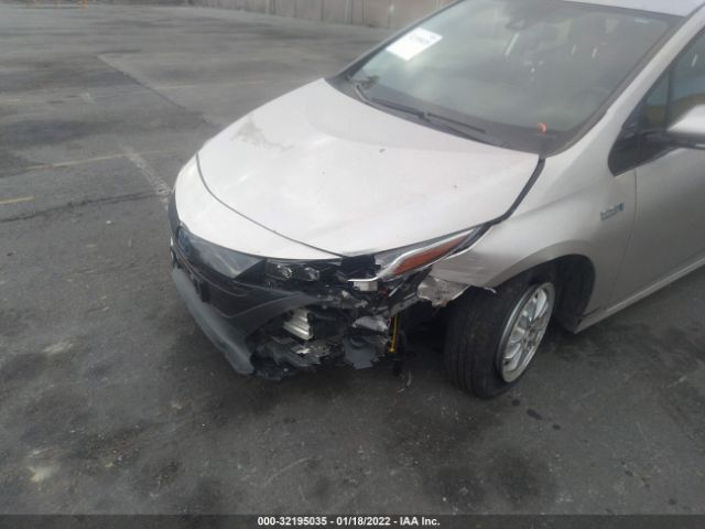 Photo 5 VIN: JTDKARFP8L3141240 - TOYOTA PRIUS PRIME 