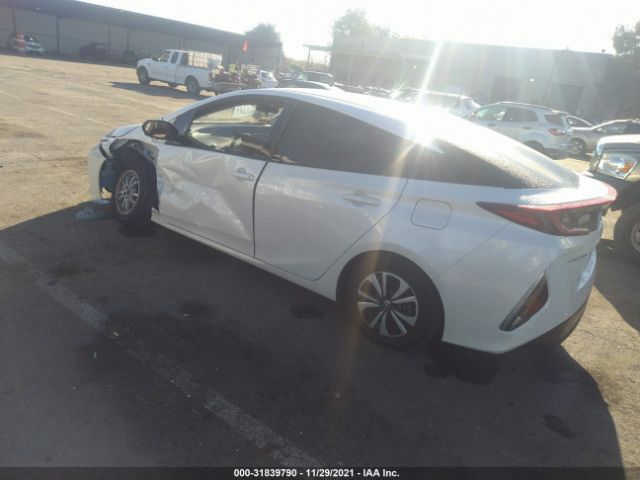 Photo 2 VIN: JTDKARFP9H3040733 - TOYOTA PRIUS PRIME 