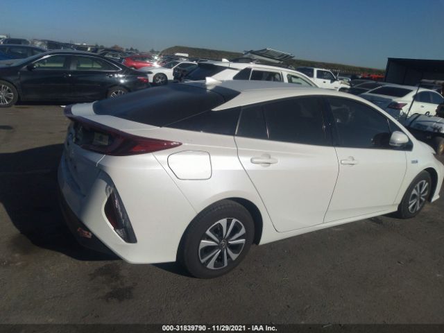 Photo 3 VIN: JTDKARFP9H3040733 - TOYOTA PRIUS PRIME 