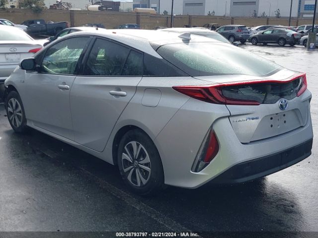 Photo 2 VIN: JTDKARFP9H3062523 - TOYOTA PRIUS PRIME 