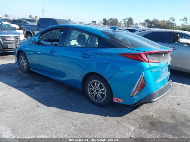 Photo 2 VIN: JTDKARFP9H3067513 - TOYOTA PRIUS PRIME 