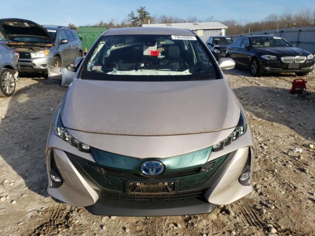 Photo 4 VIN: JTDKARFP9J3084401 - TOYOTA PRIUS 