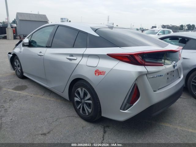 Photo 2 VIN: JTDKARFP9J3090893 - TOYOTA PRIUS PRIME 