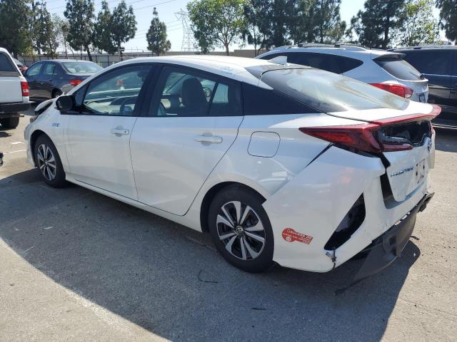 Photo 1 VIN: JTDKARFP9J3094555 - TOYOTA PRIUS 