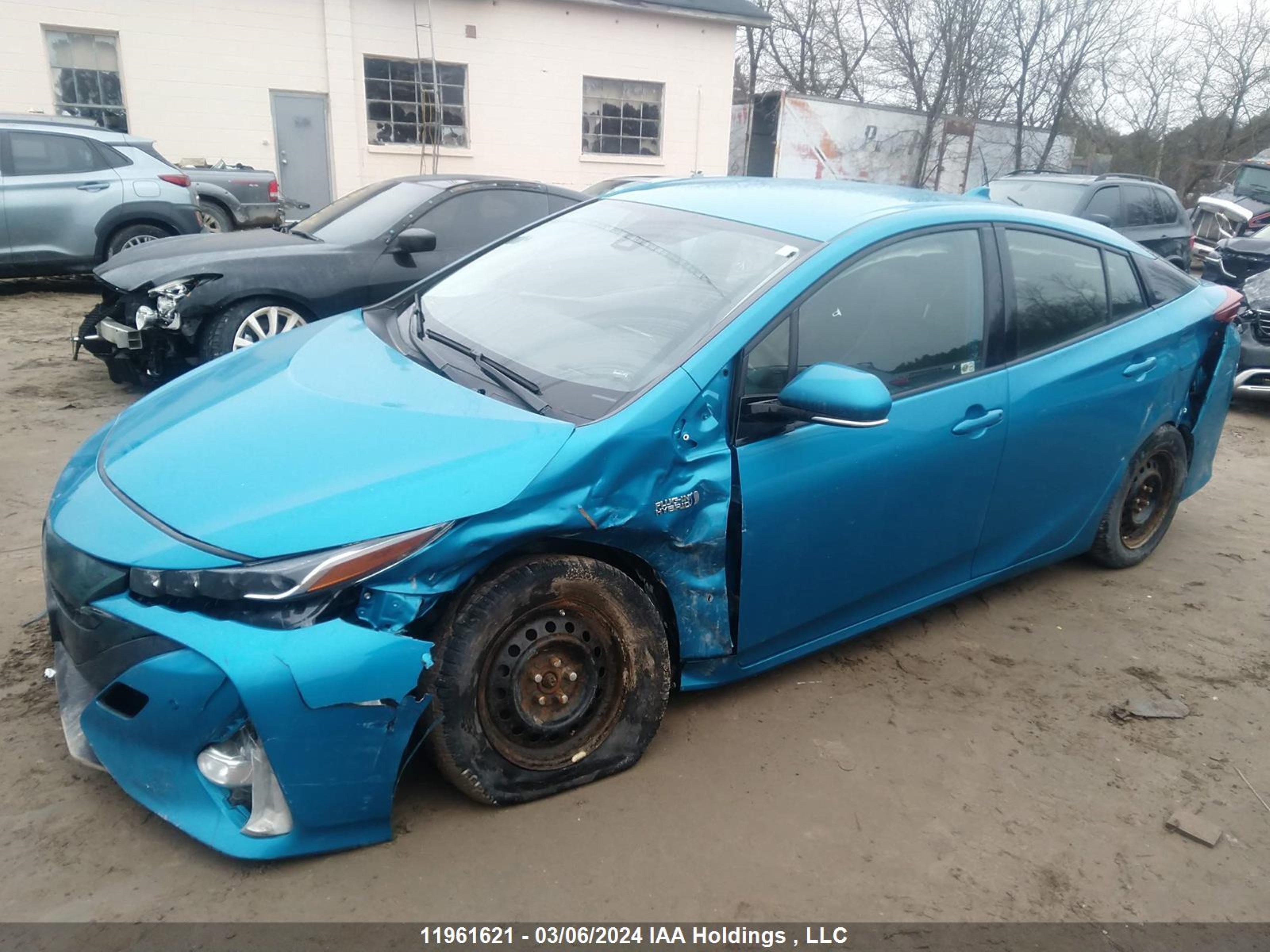 Photo 1 VIN: JTDKARFP9L3126424 - TOYOTA PRIUS 