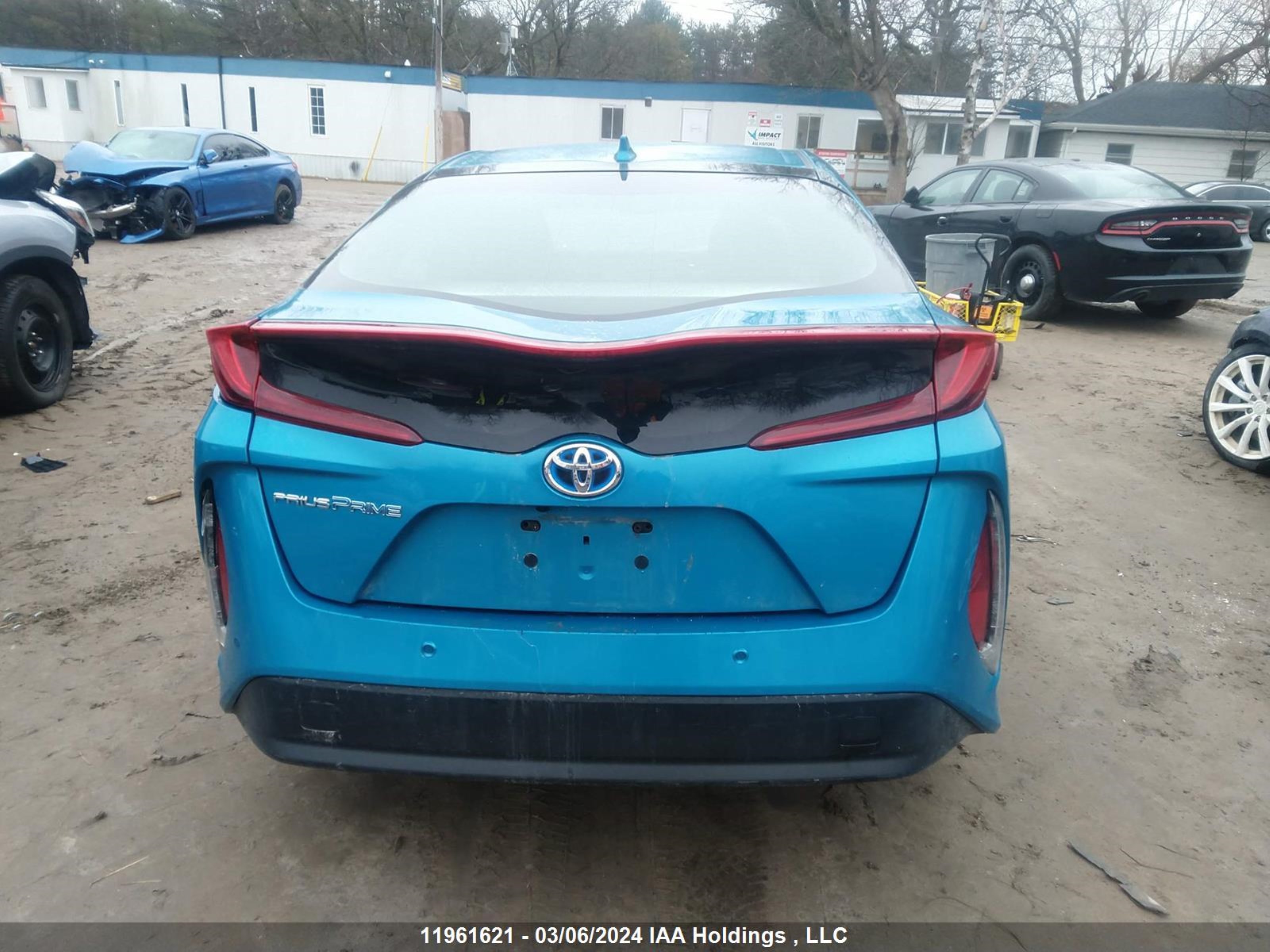 Photo 16 VIN: JTDKARFP9L3126424 - TOYOTA PRIUS 