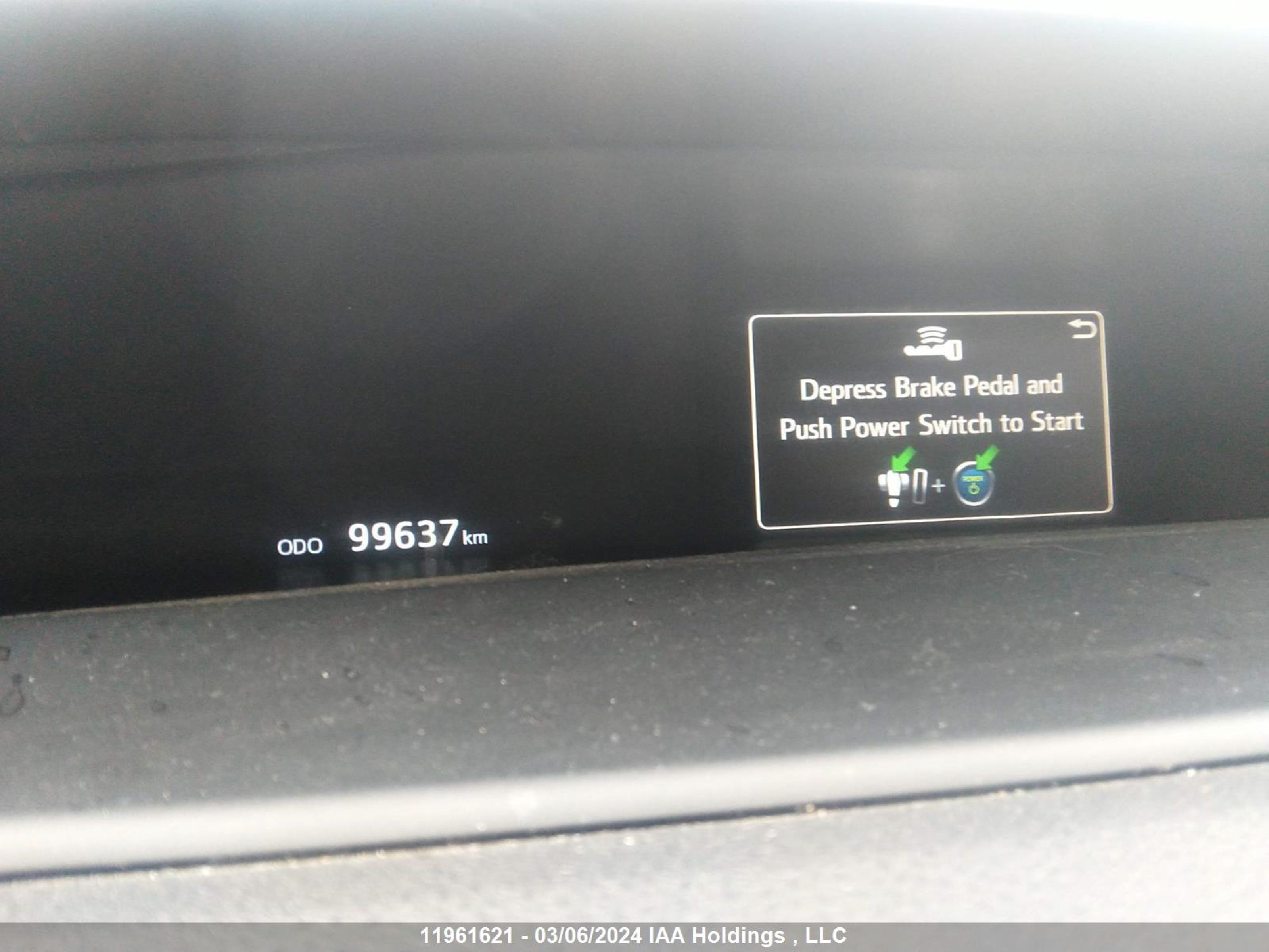 Photo 6 VIN: JTDKARFP9L3126424 - TOYOTA PRIUS 