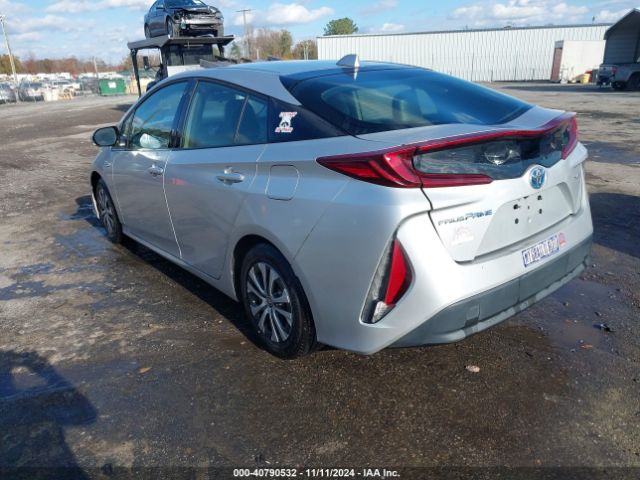 Photo 2 VIN: JTDKARFP9L3131381 - TOYOTA PRIUS PRIME 