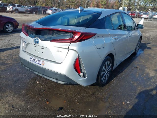 Photo 3 VIN: JTDKARFP9L3131381 - TOYOTA PRIUS PRIME 