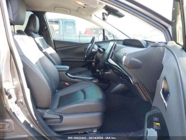 Photo 4 VIN: JTDKARFP9L3146883 - TOYOTA PRIUS PRIME 