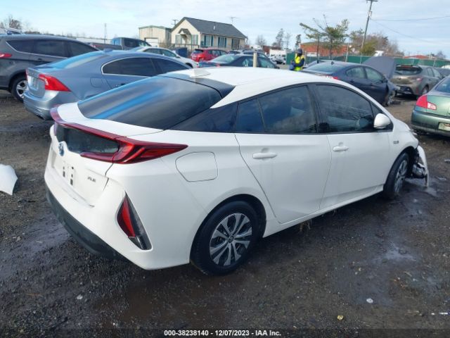 Photo 3 VIN: JTDKARFP9L3150948 - TOYOTA PRIUS PRIME 