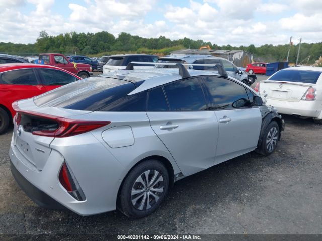 Photo 3 VIN: JTDKARFP9L3155812 - TOYOTA PRIUS PRIME 