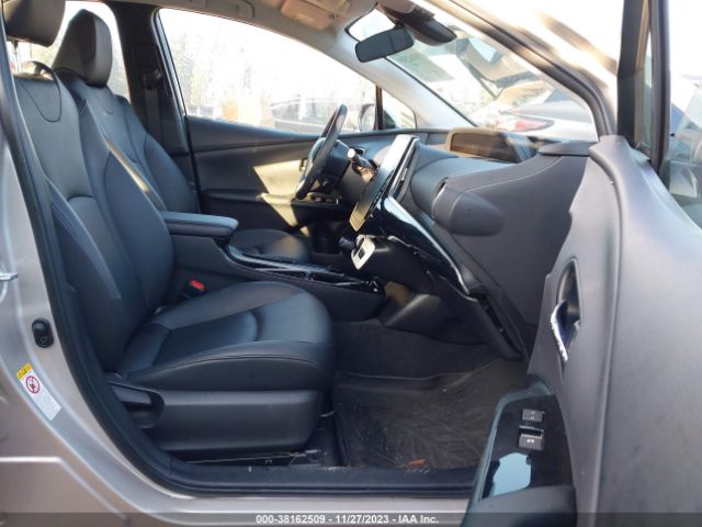 Photo 4 VIN: JTDKARFPXH3063907 - TOYOTA PRIUS PRIME 