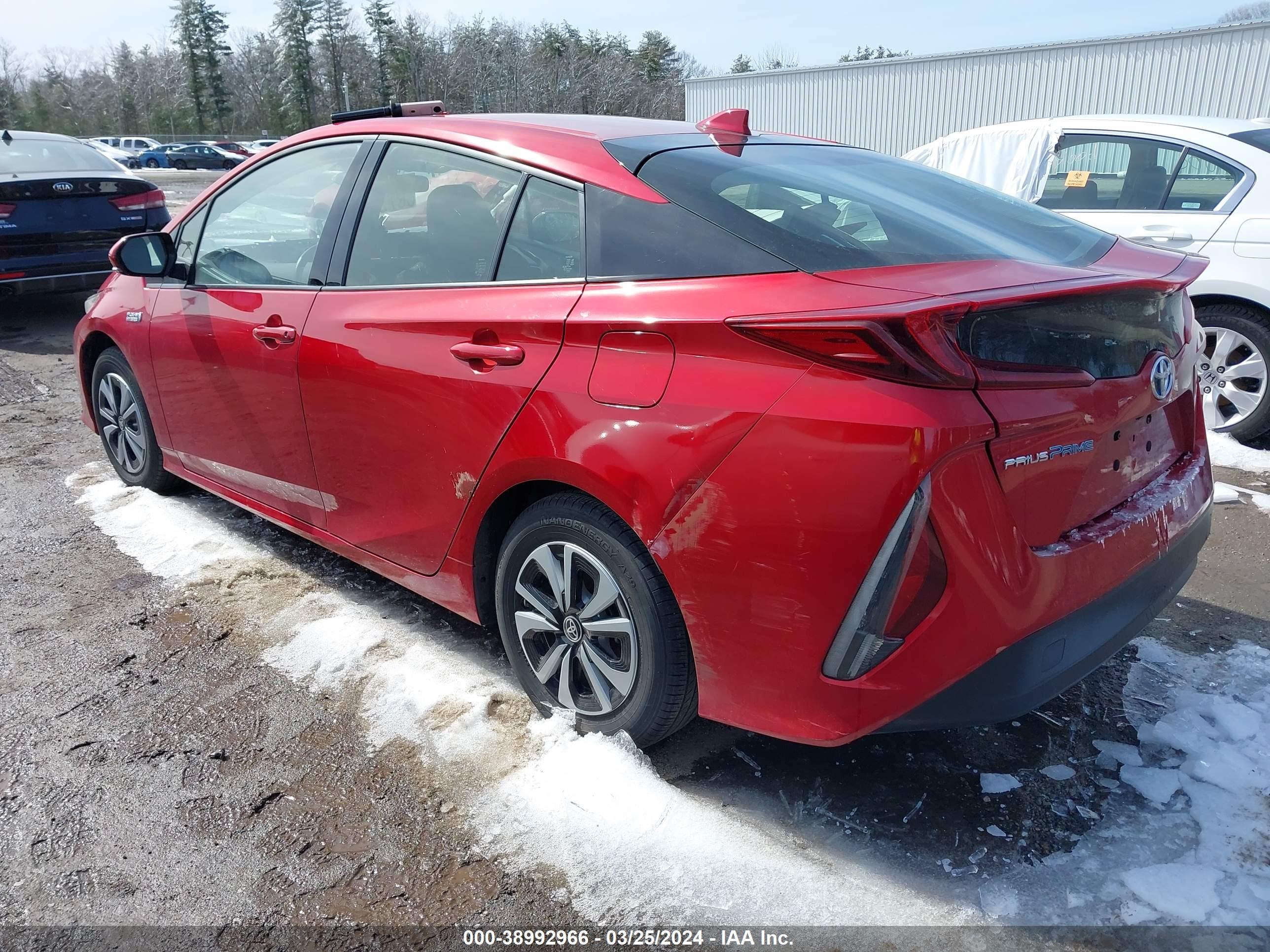 Photo 21 VIN: JTDKARFPXK3115611 - TOYOTA PRIUS 