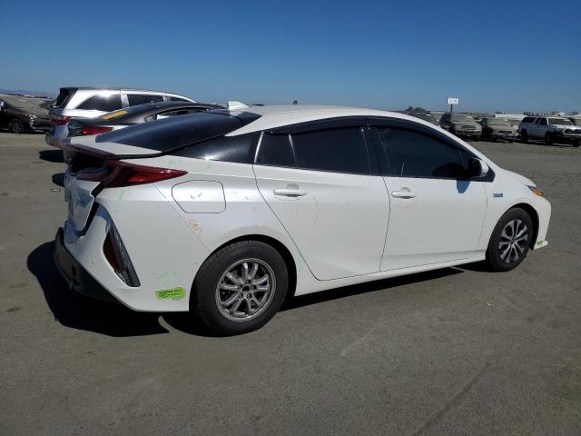 Photo 2 VIN: JTDKARFPXL3120096 - TOYOTA PRIUS PRIM 