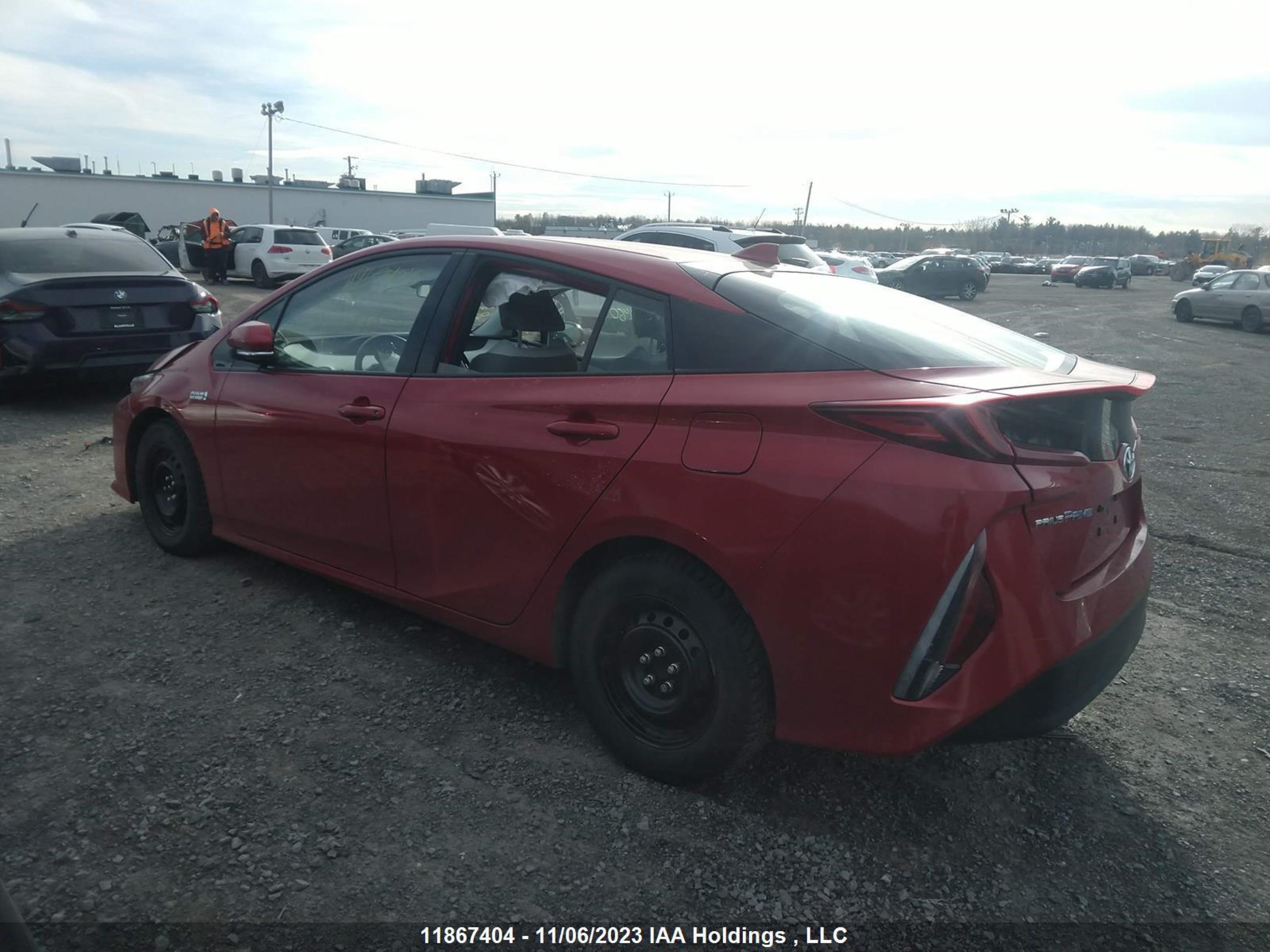 Photo 2 VIN: JTDKARFPXL3129509 - TOYOTA PRIUS 