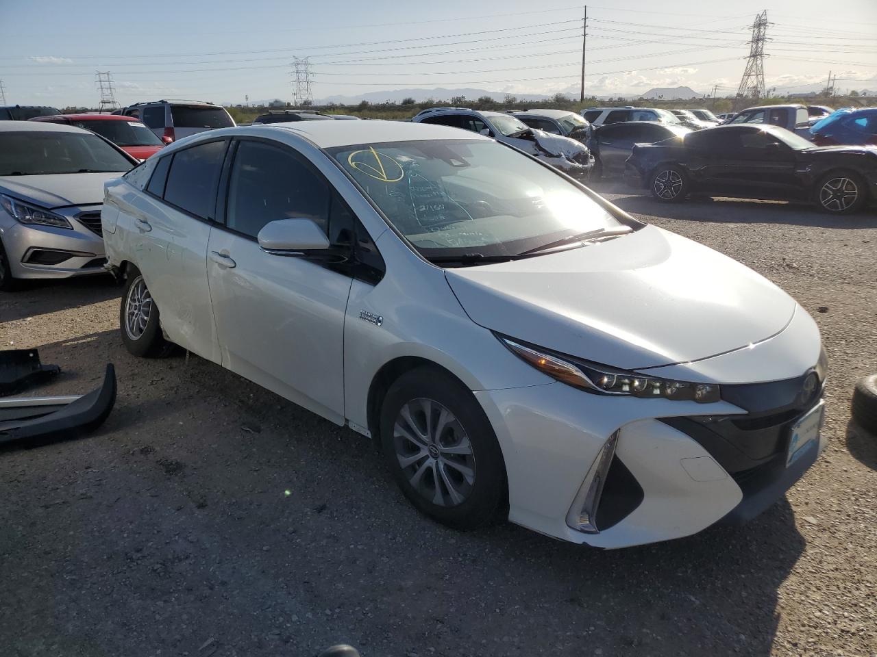 Photo 3 VIN: JTDKARFPXL3151736 - TOYOTA PRIUS 