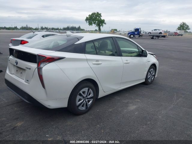 Photo 3 VIN: JTDKARFU0G3009438 - TOYOTA PRIUS 