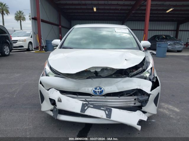 Photo 5 VIN: JTDKARFU0G3009438 - TOYOTA PRIUS 