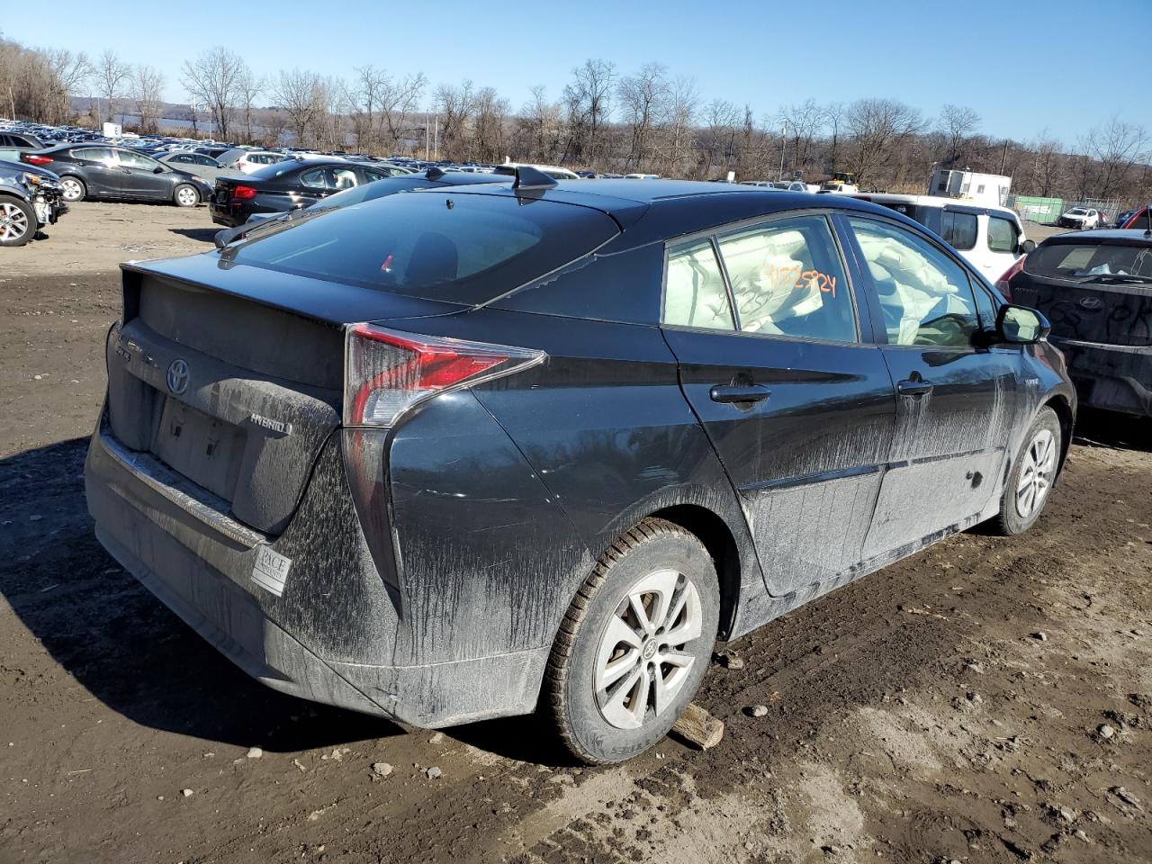 Photo 2 VIN: JTDKARFU0G3010301 - TOYOTA PRIUS 