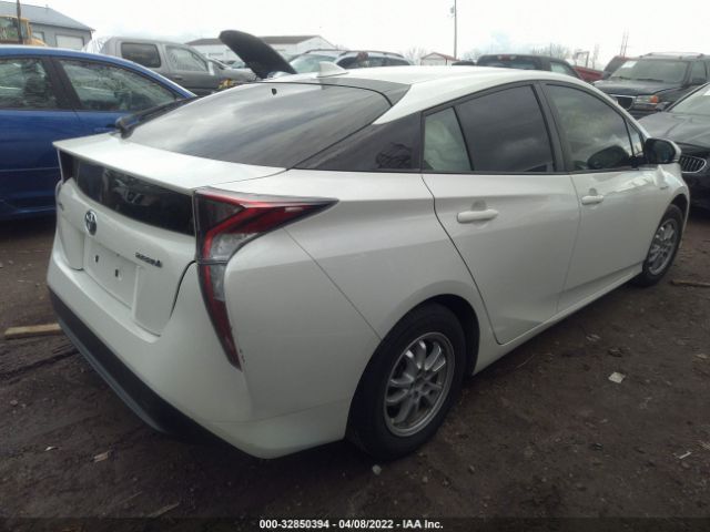 Photo 3 VIN: JTDKARFU0G3015496 - TOYOTA PRIUS 