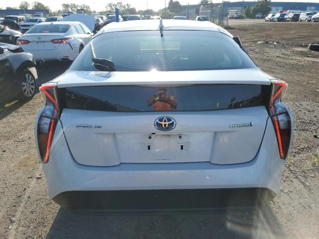 Photo 5 VIN: JTDKARFU0G3017748 - TOYOTA PRIUS 